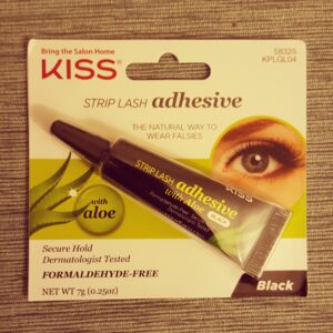 KISS Strip Lash Adhesive with Aloe (Black) 